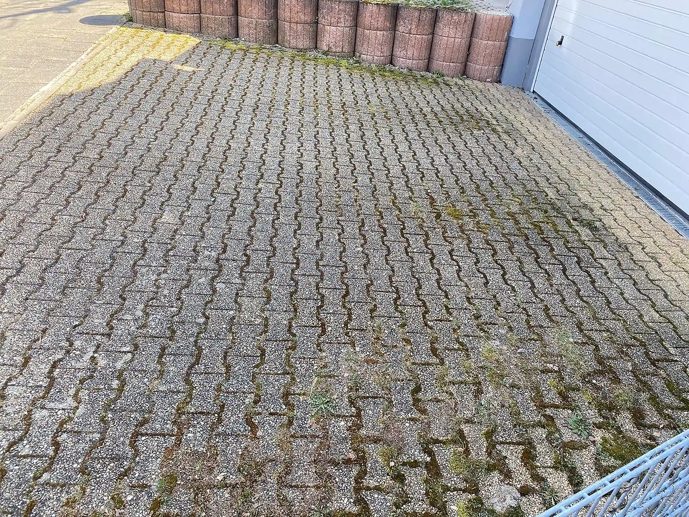 die-aussenreiniger-referenzen-hofeinfahrt-mühltal-b